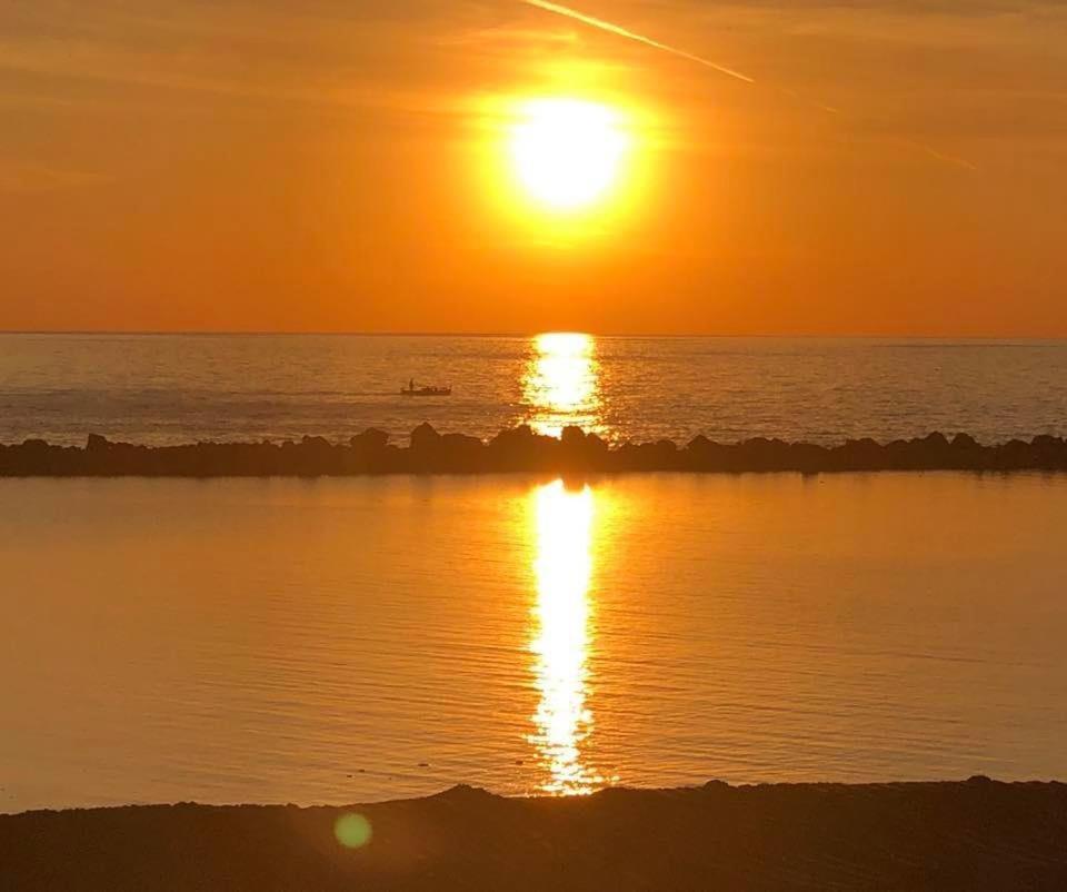 Valeria San Vincenzo Apartment Dış mekan fotoğraf